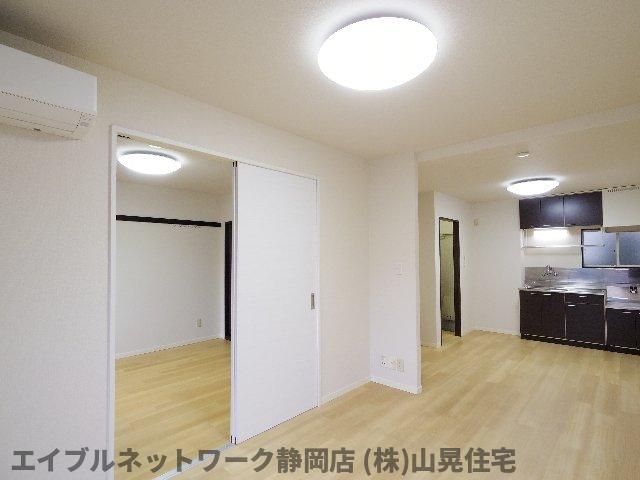 居室・リビング　おしゃれな居間です