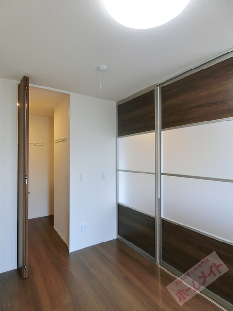 収納　ウォークインクローゼット収納