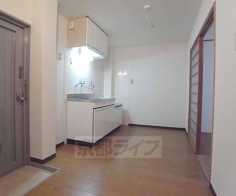 居室・リビング　周辺にスペースが充分にあります