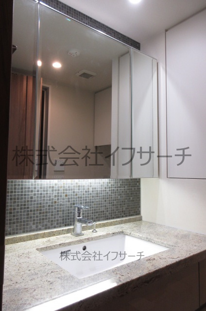 洗面設備　2025年11月3日11時撮影