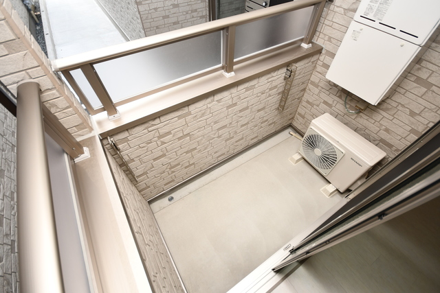 バルコニー　バルコニー