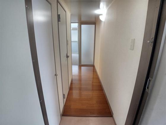 玄関　他号室のお写真です