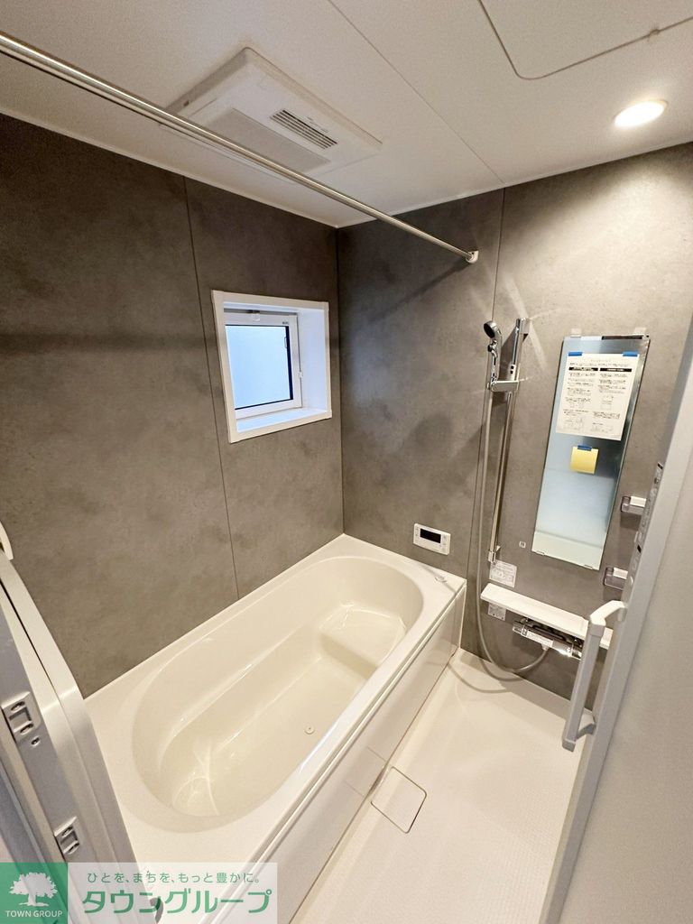 バス・シャワールーム　バルコニー