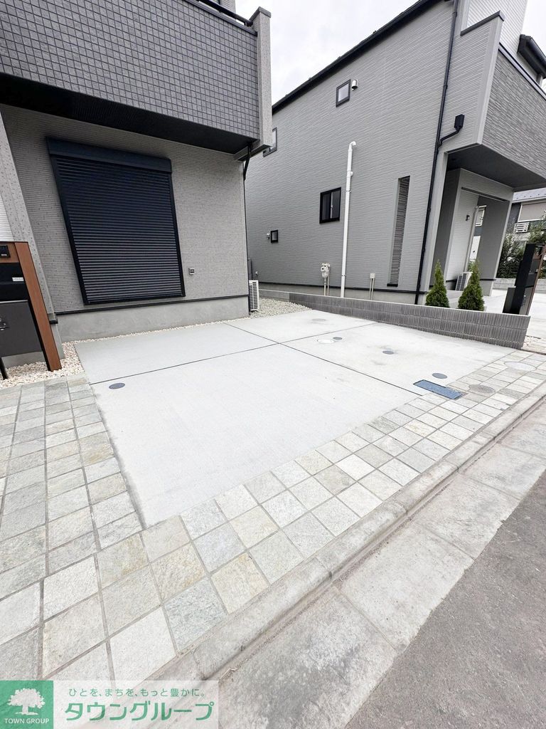 駐車場　バルコニー