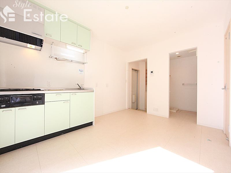 居室・リビング　内装