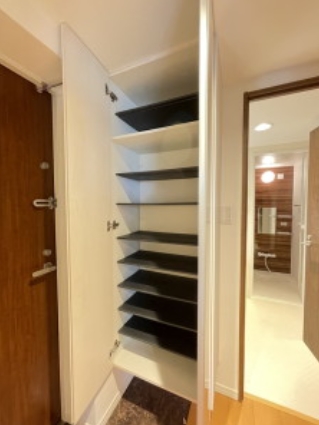 玄関　☆広々とした玄関☆