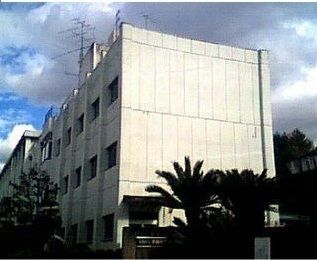 中学校　安西中学校（中学校）まで2000m