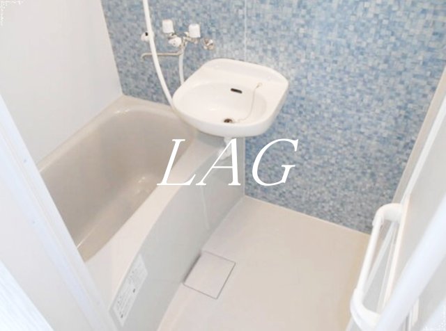 バス・シャワールーム　お風呂です。