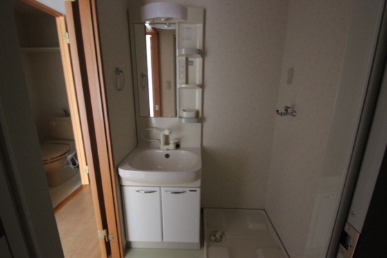 洗面設備　※他部屋の写真です。現況優先