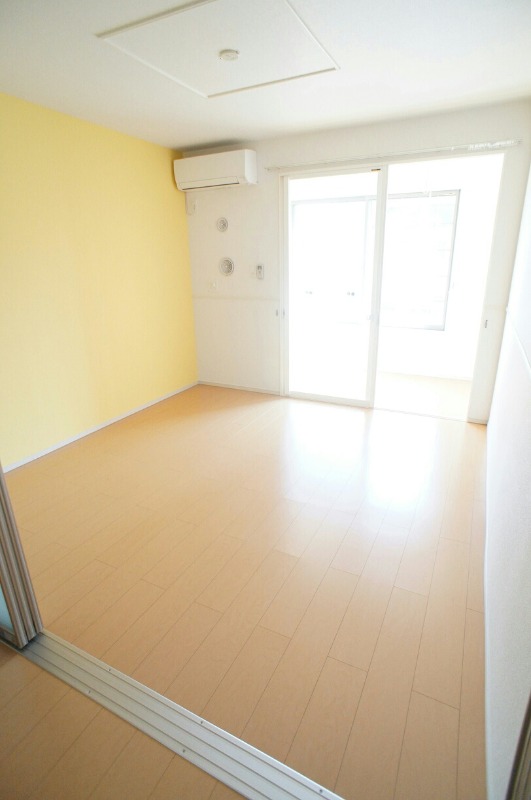 居室・リビング　図面と現状に相違がある場合には現状を優先