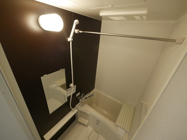 バス・シャワールーム　★清潔感のあるお風呂です★