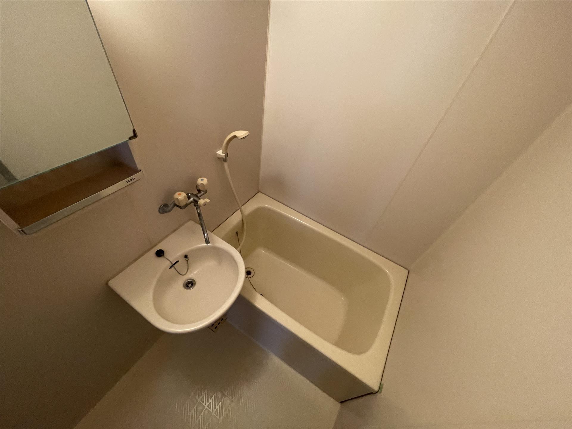 バス・シャワールーム　シャワー付きのバスルーム♪