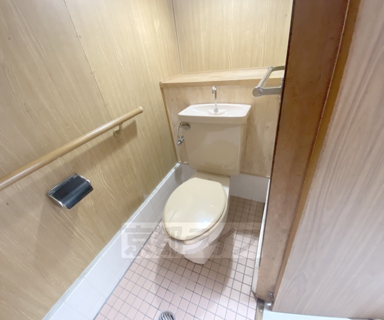 トイレ　セパレート