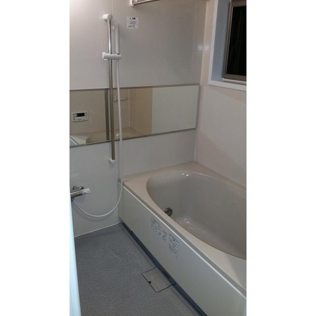 バス・シャワールーム　バス