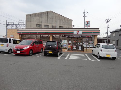 コンビニ　セブン-イレブン明石西江井ヶ島西店（コンビニ）まで662m