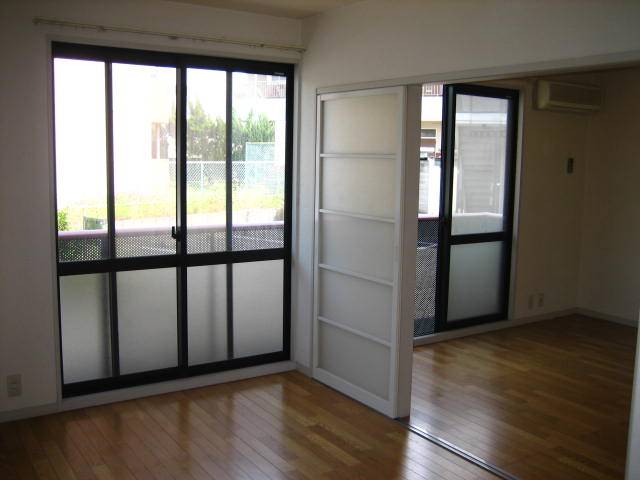 その他部屋・スペース　こちらもフローリングです