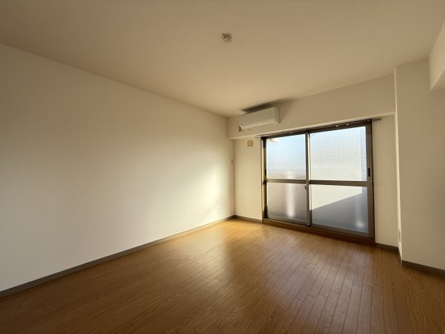 居室・リビング　同型モデル