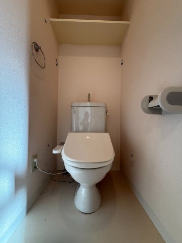 トイレ　同型モデル