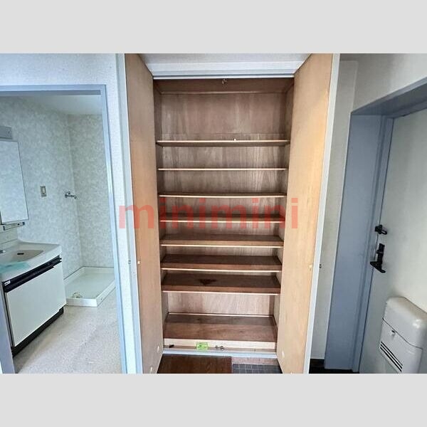 その他　玄関収納