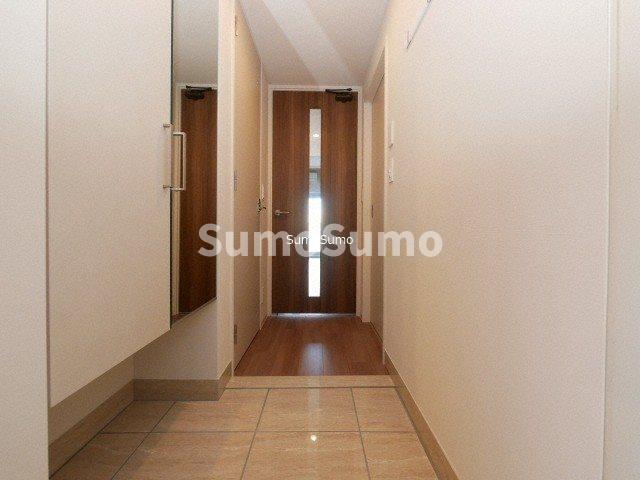 玄関　ゆったりとした玄関です