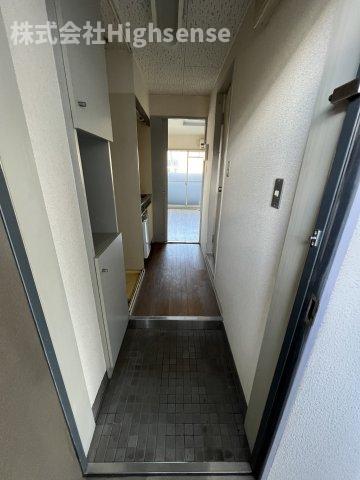 玄関　ゆったりとした玄関です