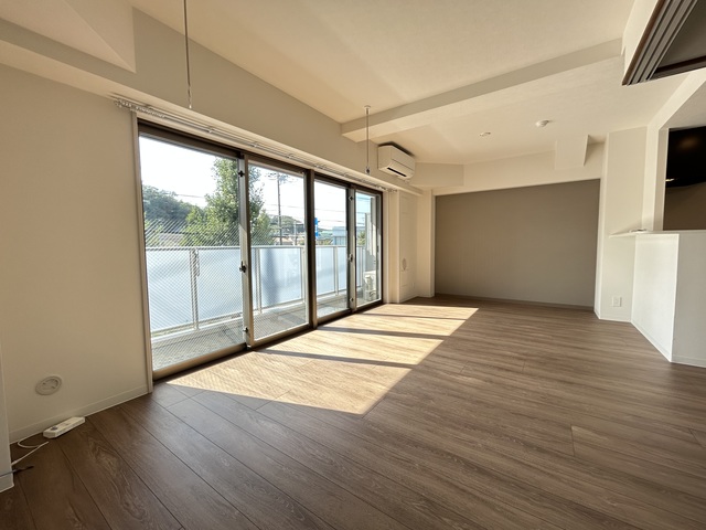 居室・リビング　★２階のお部屋の写真です★