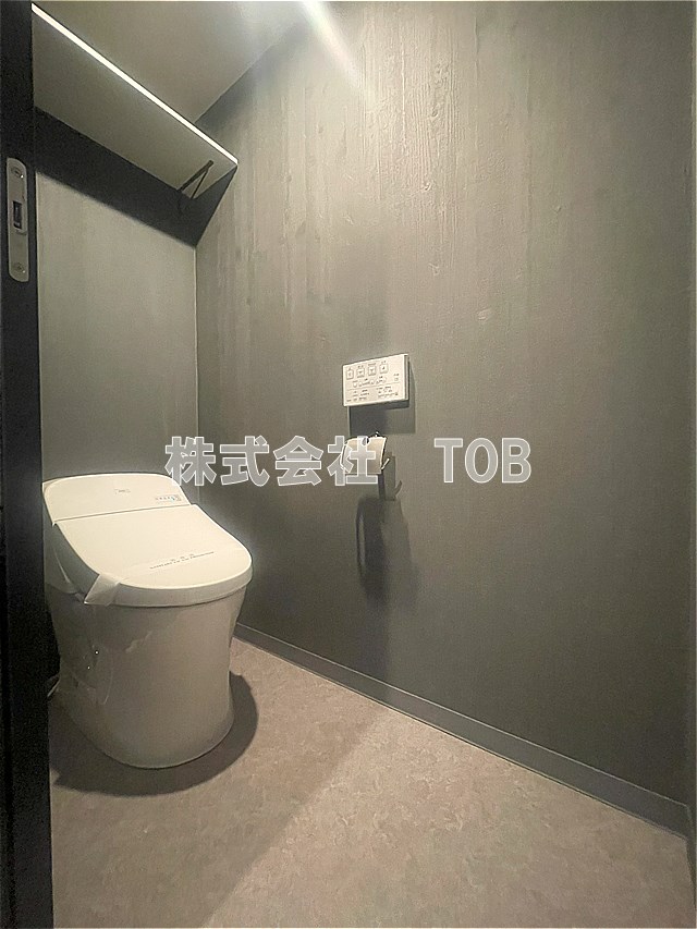 トイレ　B1