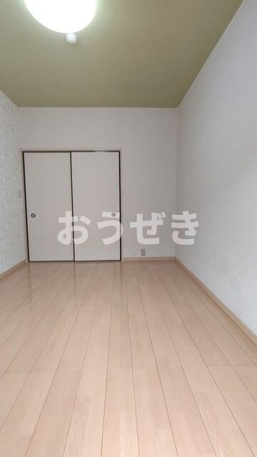 居室・リビング　?