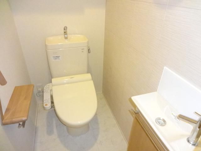 トイレ　♪トイレも大切な空間です♪