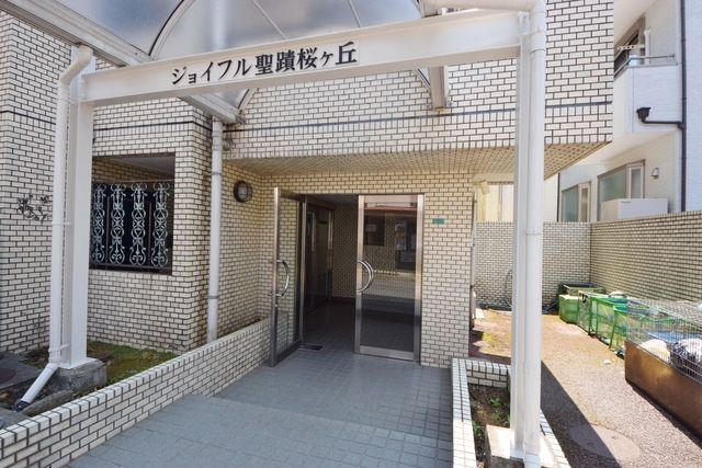 エントランス　★お部屋探しは、タウンハウジング多摩センター店へ★