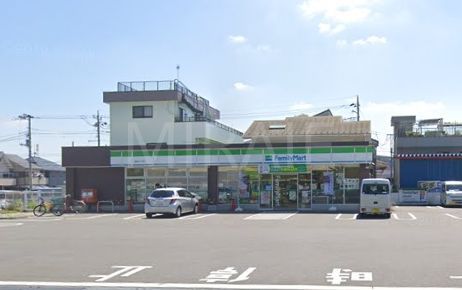 コンビニ　ファミリーマート清新六丁目店（コンビニ）まで380m