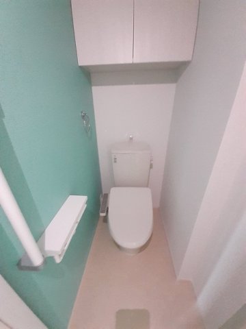 トイレ　落ち着いたトイレです