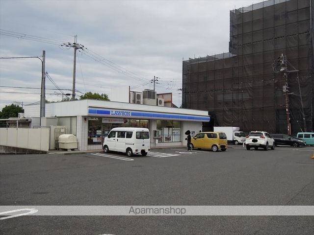 コンビニ　ローソン（コンビニ）まで796m