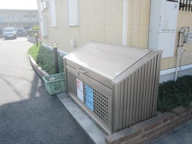 その他共有部分　☆ゴミ出しはコチラです☆