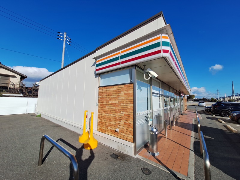 コンビニ　セブンイレブン防府桑南店（コンビニ）まで803m