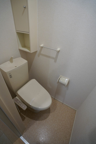 トイレ　同じ建物の別なお部屋