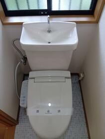 コートビレジのトイレ写真