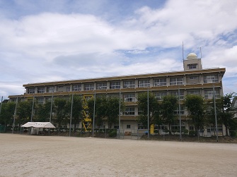 中学校　大分市立城南中学校（中学校）まで1700m