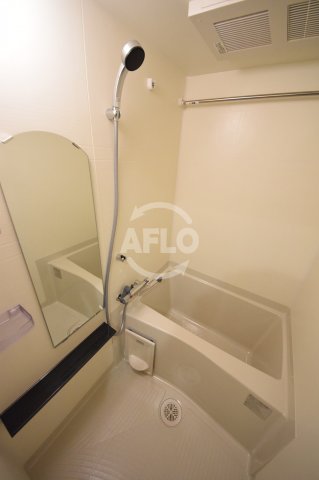 プレサンス堺筋本町センティスの風呂写真