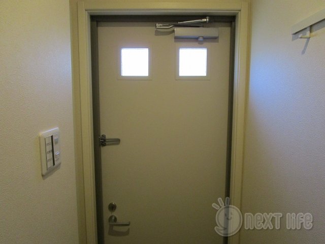 ヴィアレッタ上石原の玄関写真