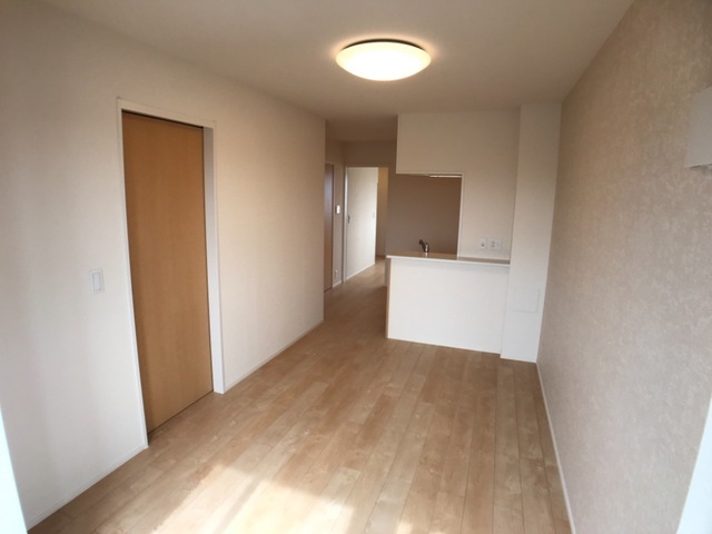 居室・リビング　図面と現状に相違がある場合には現状を優先