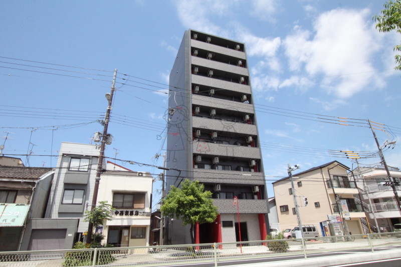 大阪市阿倍野区北畠のマンションの建物外観