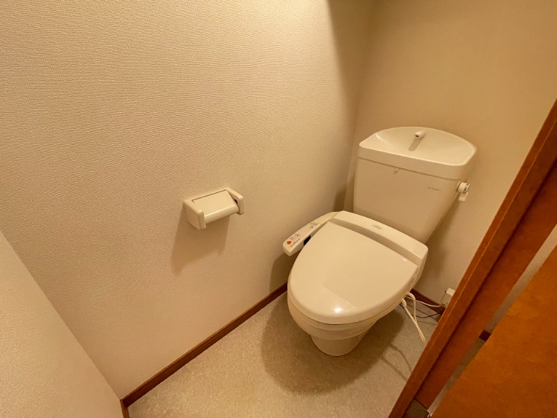 【福津市若木台のアパートのトイレ】
