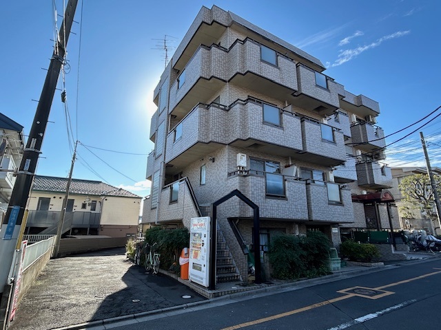 【キャロル朝霞台の建物外観】