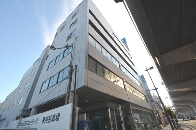 田中興産本社ビルの建物外観