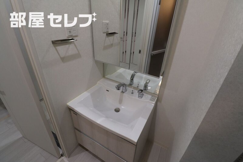 【さくらHills NISHIKI Platinum Residenceの洗面設備】