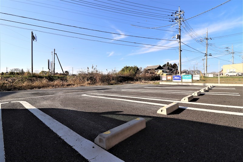 【我寧舎（ガネーシャ）の駐車場】