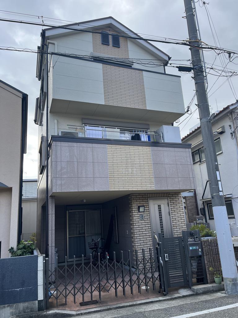 今津久寿川町貸戸建　車庫・ロフト付きの建物外観