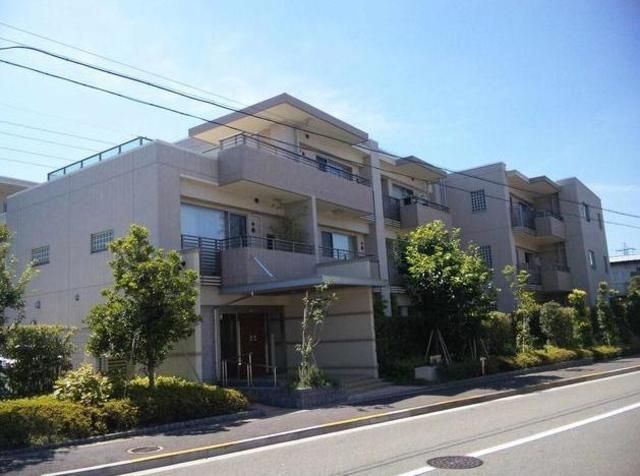 世田谷区中町のマンションの建物外観