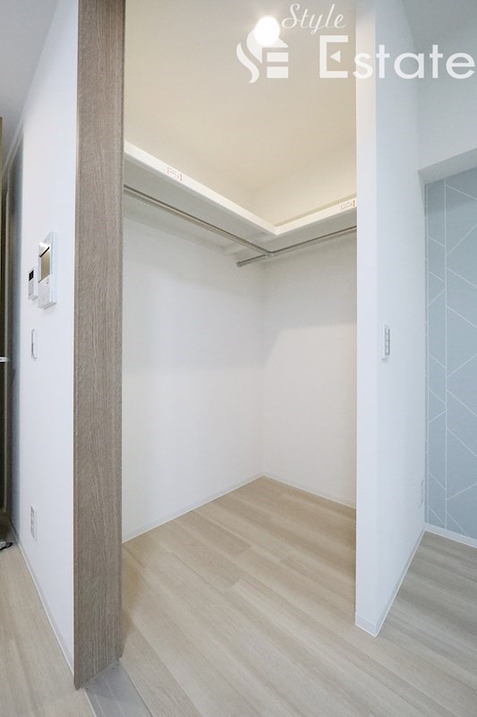 収納　ウォークインクローゼット